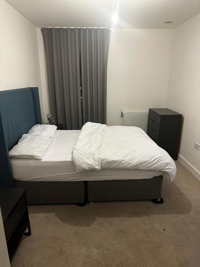 Luxury 2 Bedrooms Apartment Barking  Exterior photo